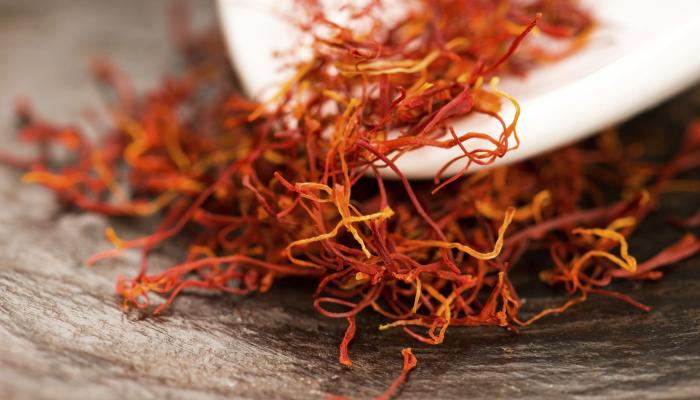 saffron threads