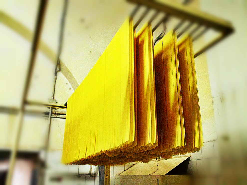Faella Spaghetti drying in Gragnano