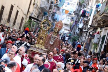 San Gennaro Napoli Miracolo