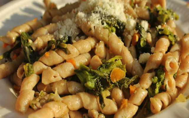 Sunday-Pasta-Busiate-Integrali-con-Rapini-e-Salsiccia-Garrubbo-Guide-640x400