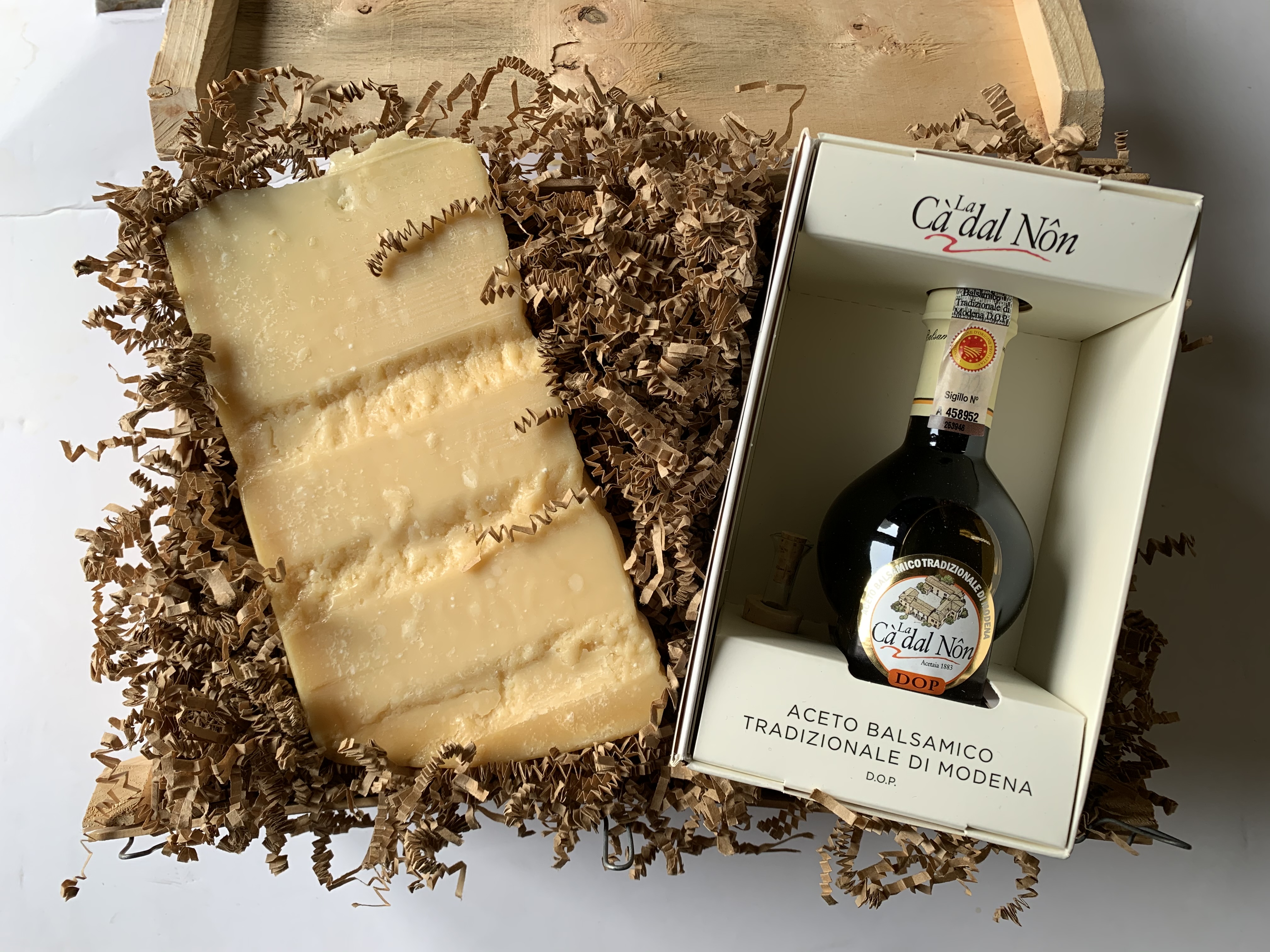 Vacche Rosse Cheese and Traditional Balsamic Vinegar of Modena