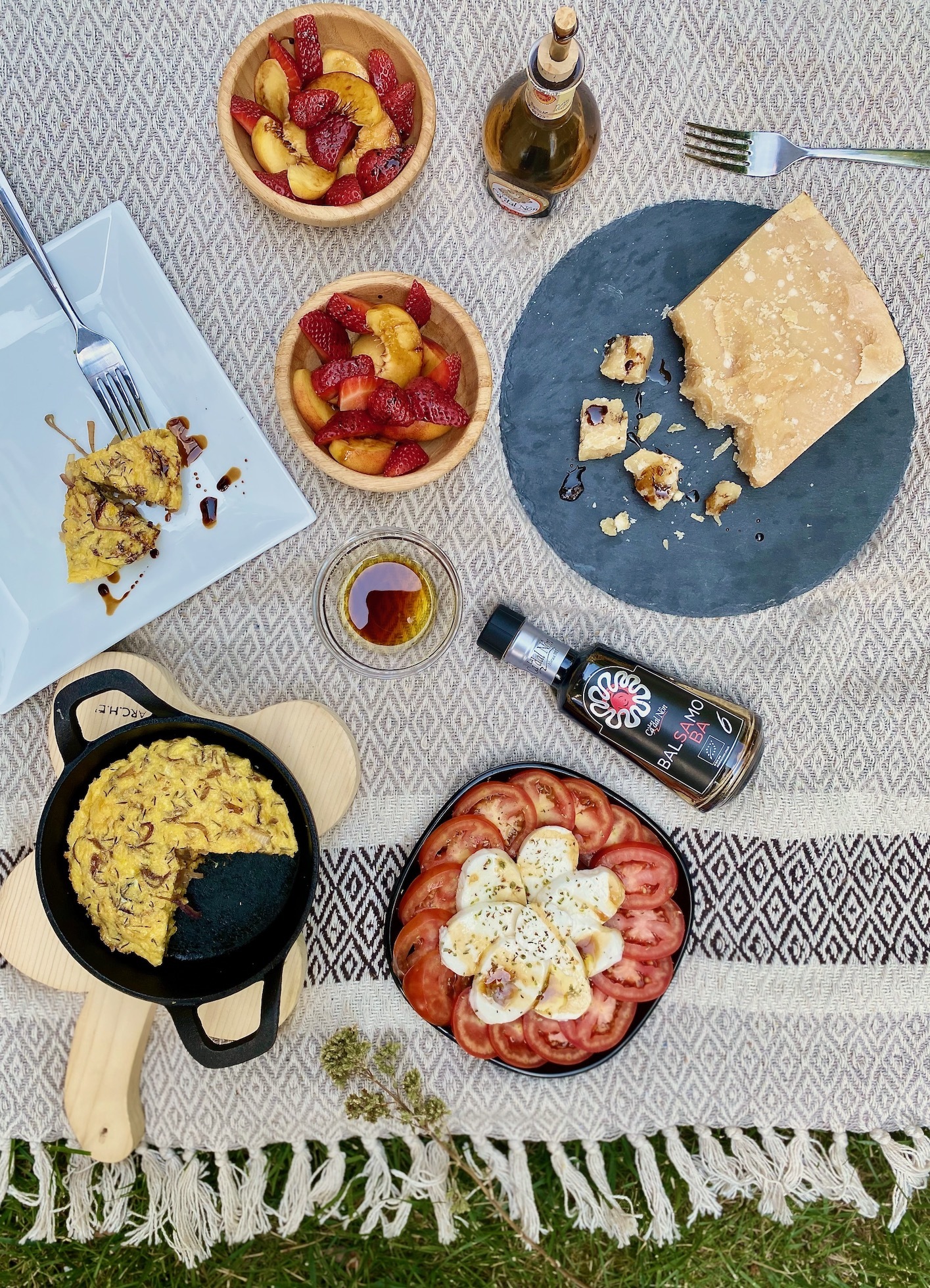 balsamic picnic menu frittata caprese parmigiano gustiamo