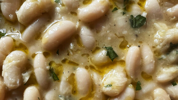 white bean cannellini soup parmesan broth