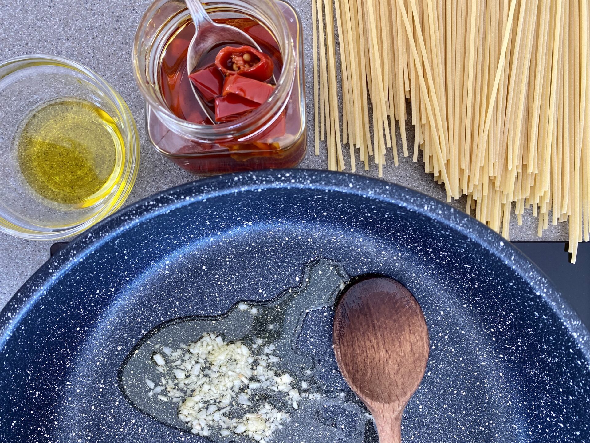 agio olio peperoncino ingredients