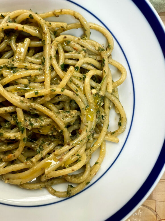 pesto alla cetarese spaghettoni cetara amalfi coast