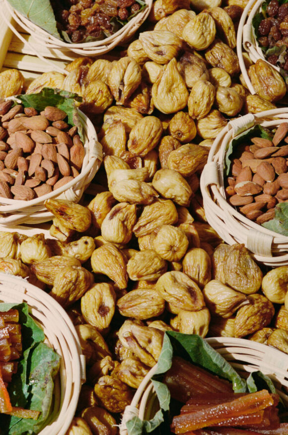 Santomiele dried figs and almonds Cilento Arianna Lago