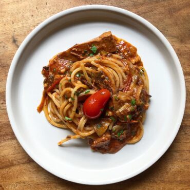 spaghetti alla carrettiera corbarino tomatoes tuna buzzonaglia porcini