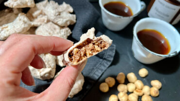 brutti ma buoni chocolate hazelnut cookies